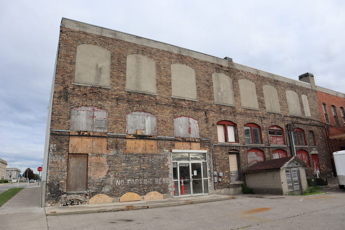 Sanctuary Cinema (Royal Knight Cinema) - June 17 2022 Photo (newer photo)